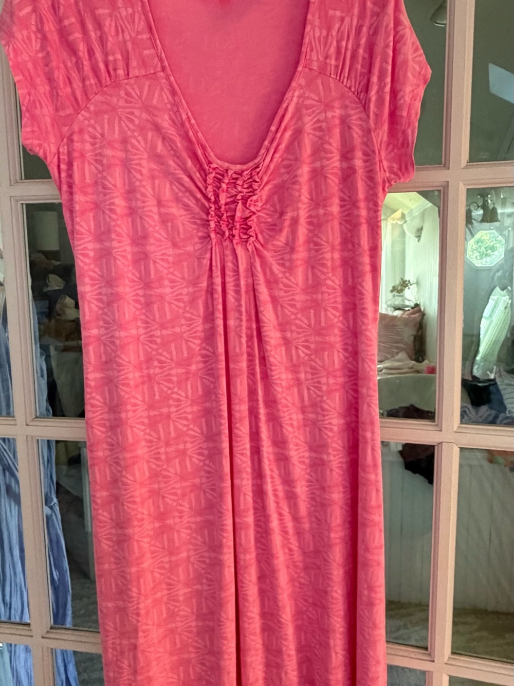 fresh produce Pink Ruched V-Neck Dress with Geometric Print